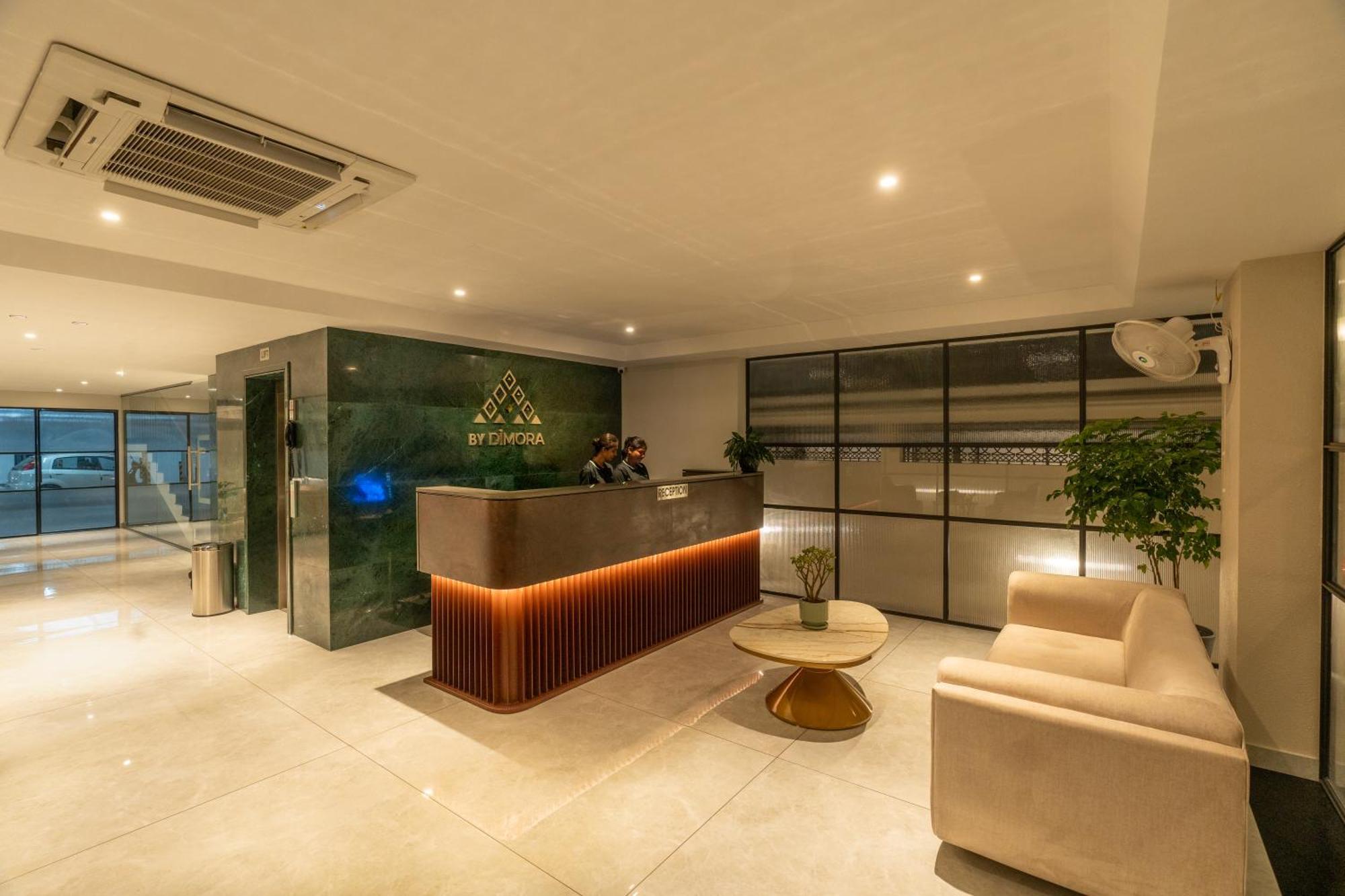 Court 11 By Dimora Hotell Kochi Exteriör bild